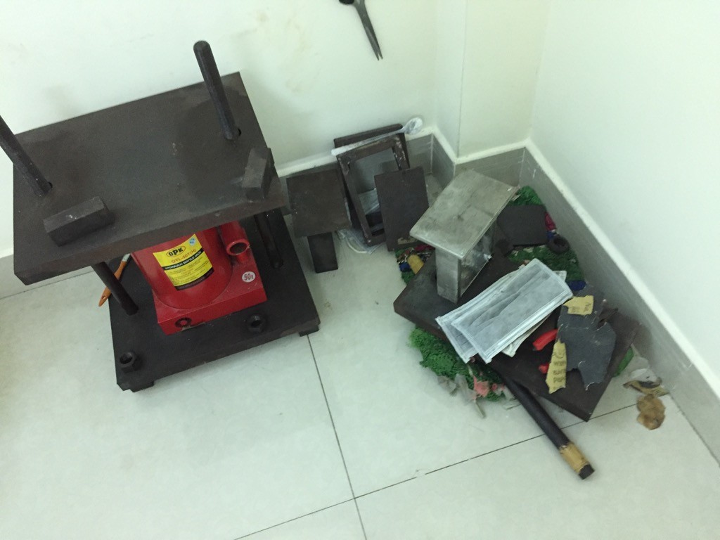 TP.HCM: Cận cảnh đại bản doanh sản xuất ma túy của bà trùm